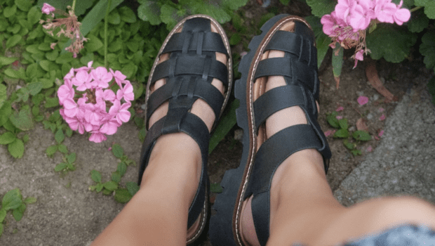 comfortable fisherman sandals for women